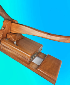 চার কোনা রুটি মেকার